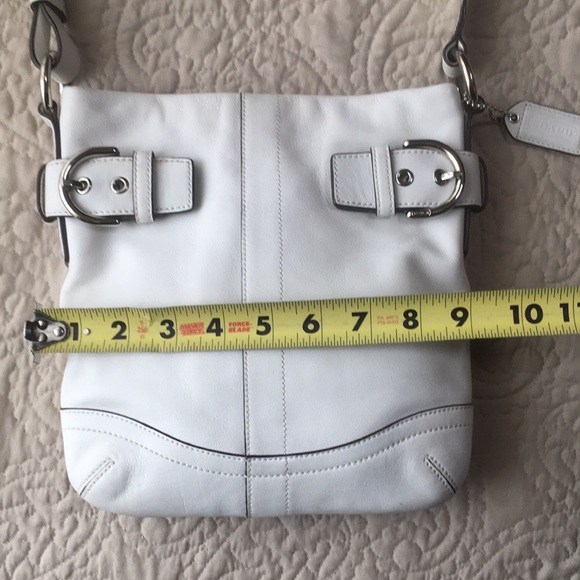Coach Soho Buckle White Leather Shoulder Bag Purse Silver Buckle Hang Tag - Picture 11 of 16
